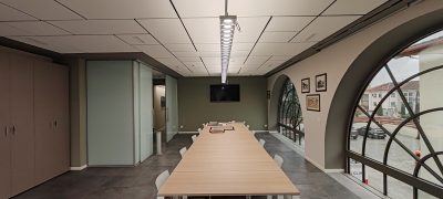 Dimensioni, illuminazione e arredi: come organizzare una sala riunioni - ICARUS GROUP